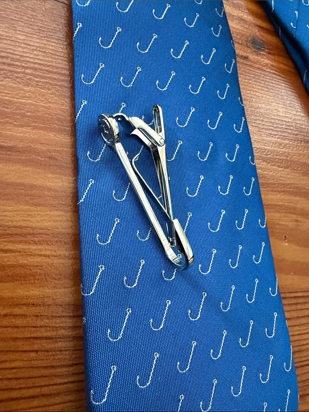 Fishing Tie